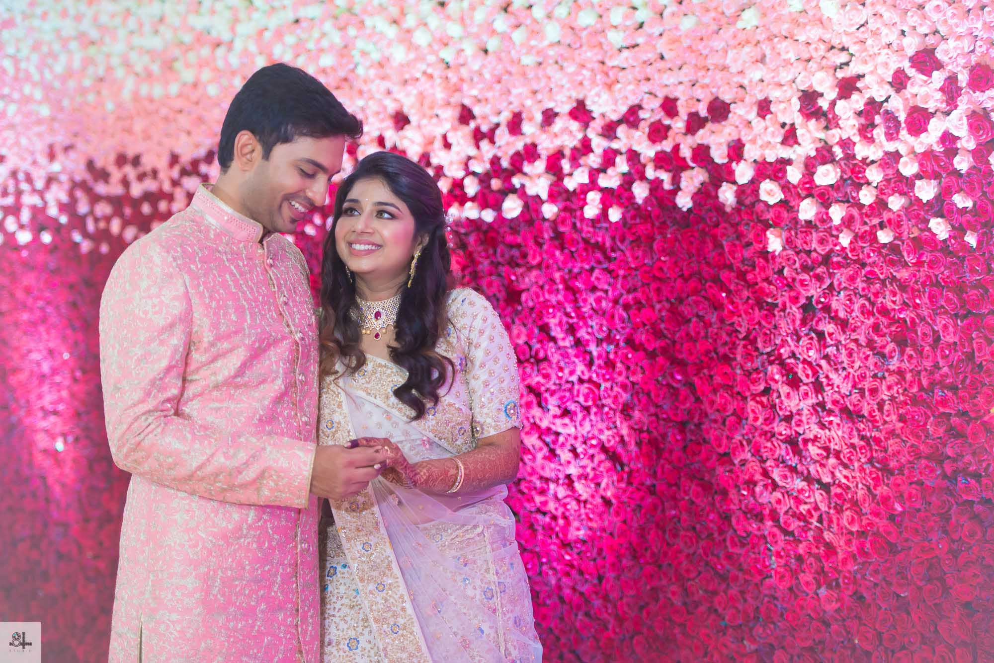 full-screen-slider-bg1